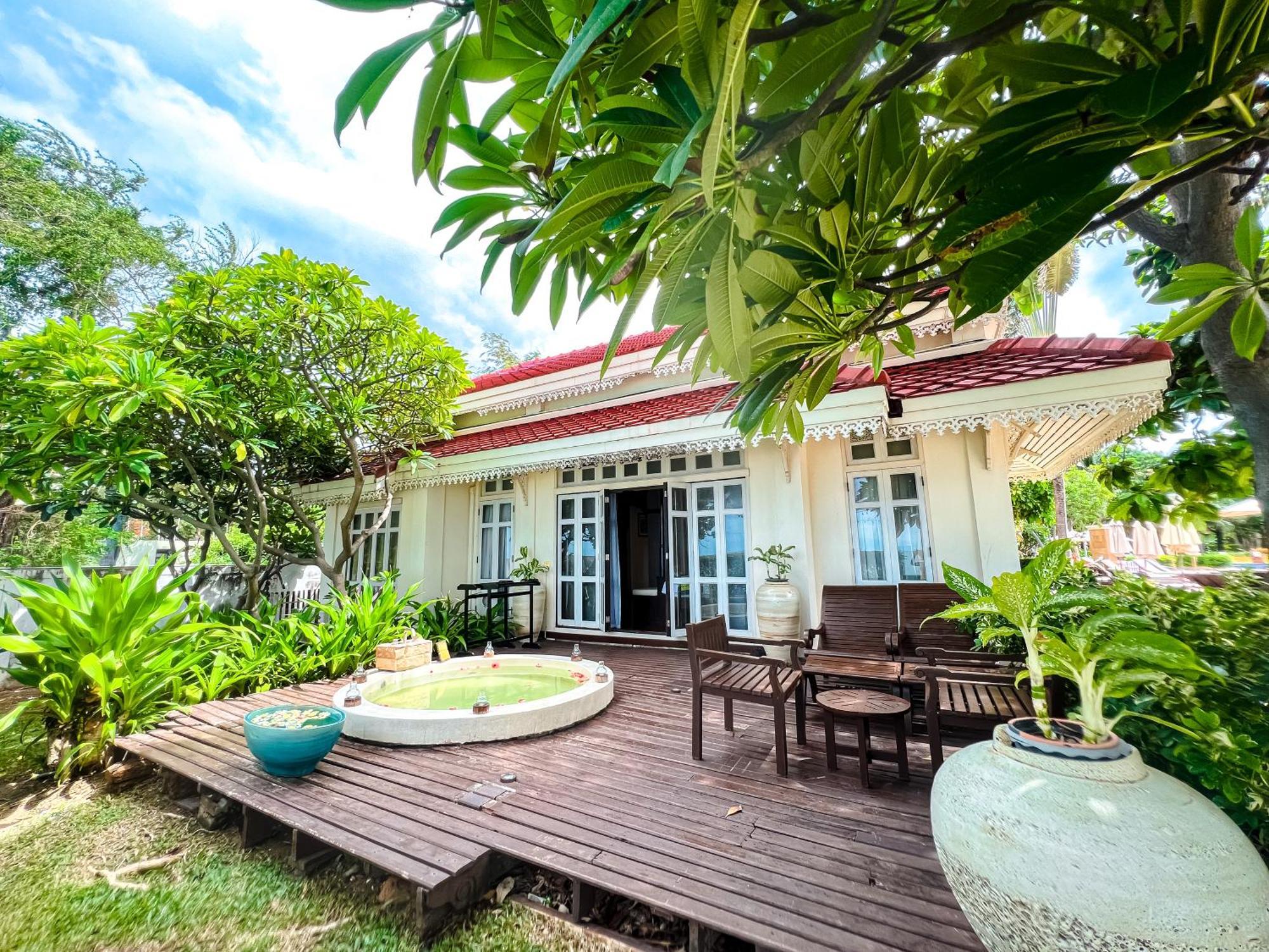 Wora Bura Hua Hin Resort & Spa Exterior foto
