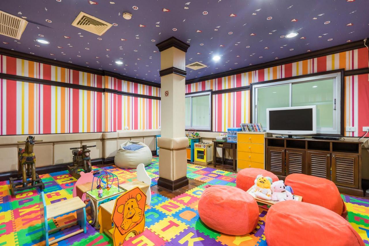 Wora Bura Hua Hin Resort & Spa Exterior foto Kids Club